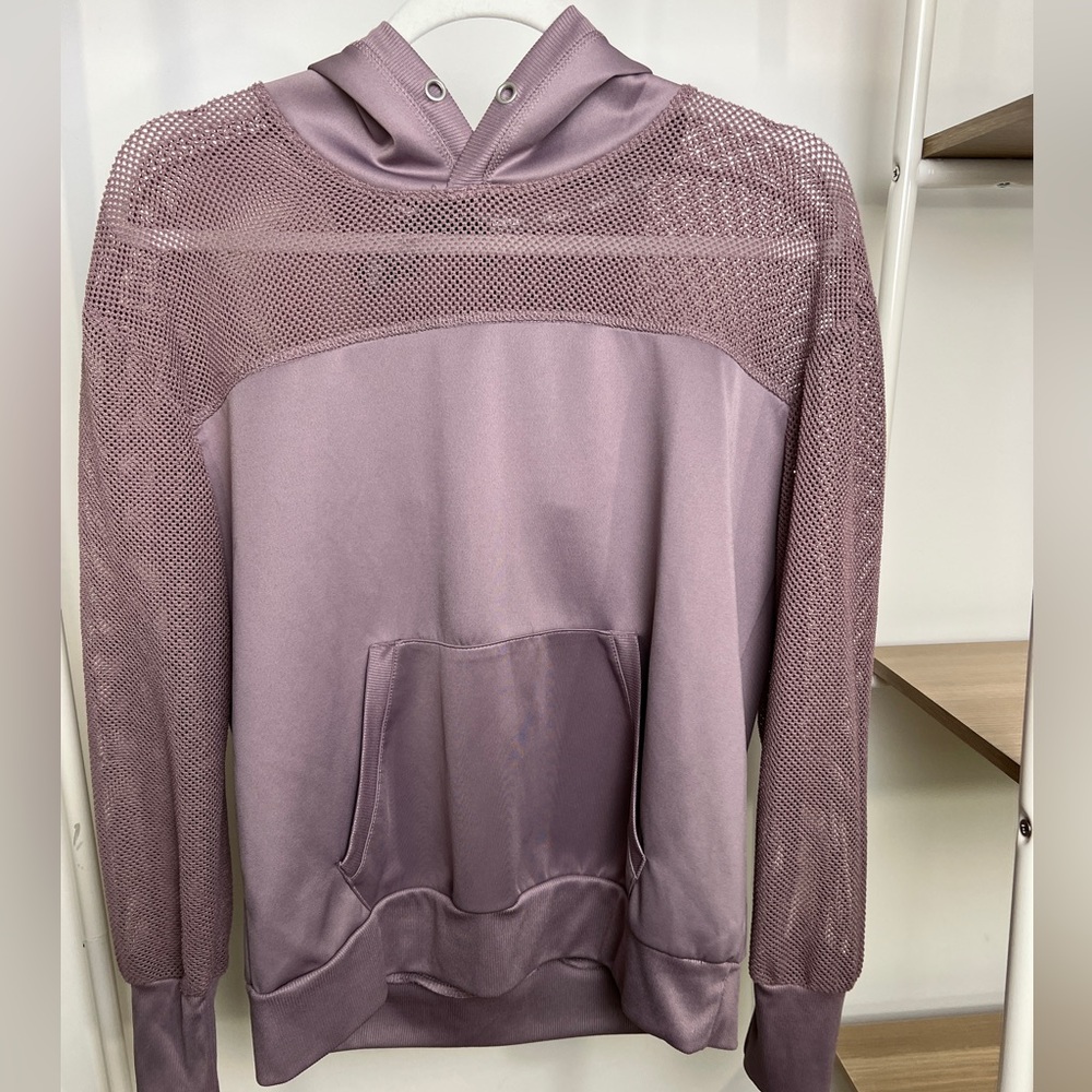 Mesh mauve athletic hoodies, size S